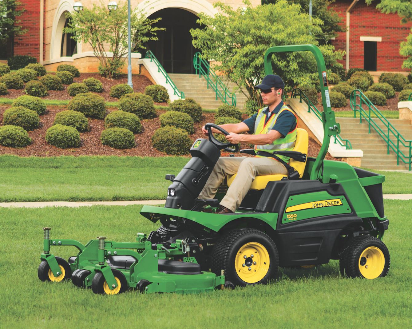 Commercial Lawn Equipment